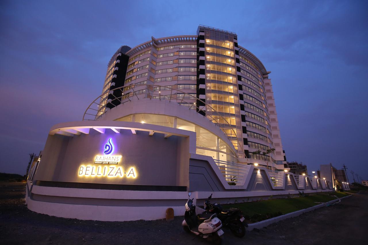 Rajhans Belliza Service Apartment Surat Exterior foto