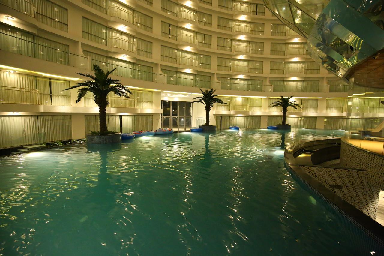 Rajhans Belliza Service Apartment Surat Exterior foto